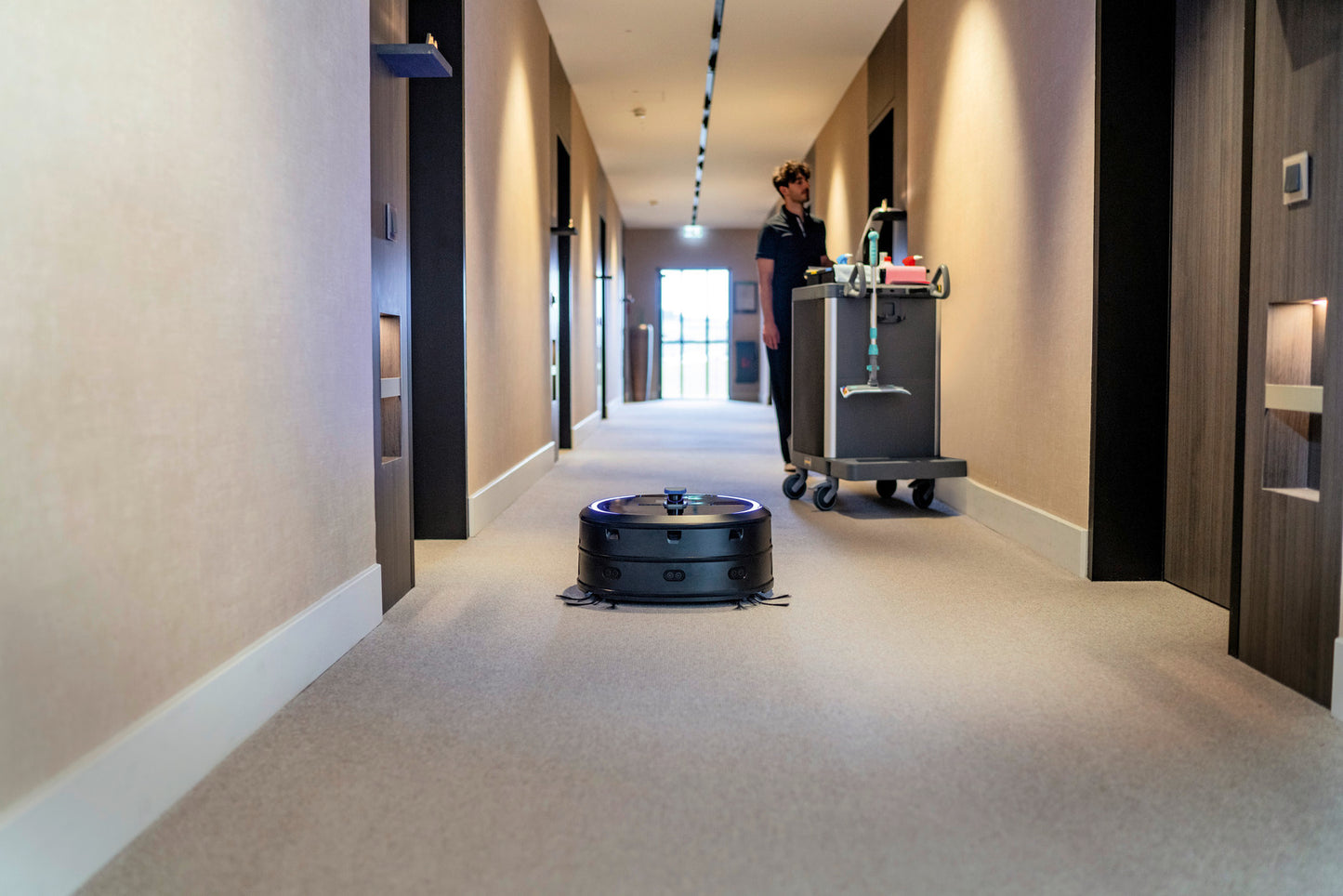 Karcher Autonomous Vacuum Cleaner - KIRA CV 50